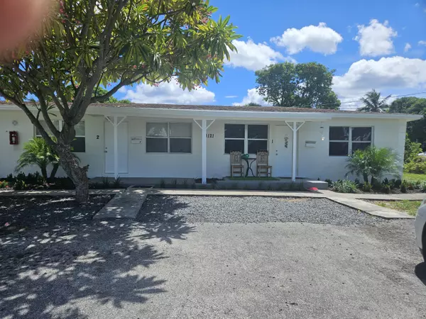 West Palm Beach, FL 33401,1121 11th ST