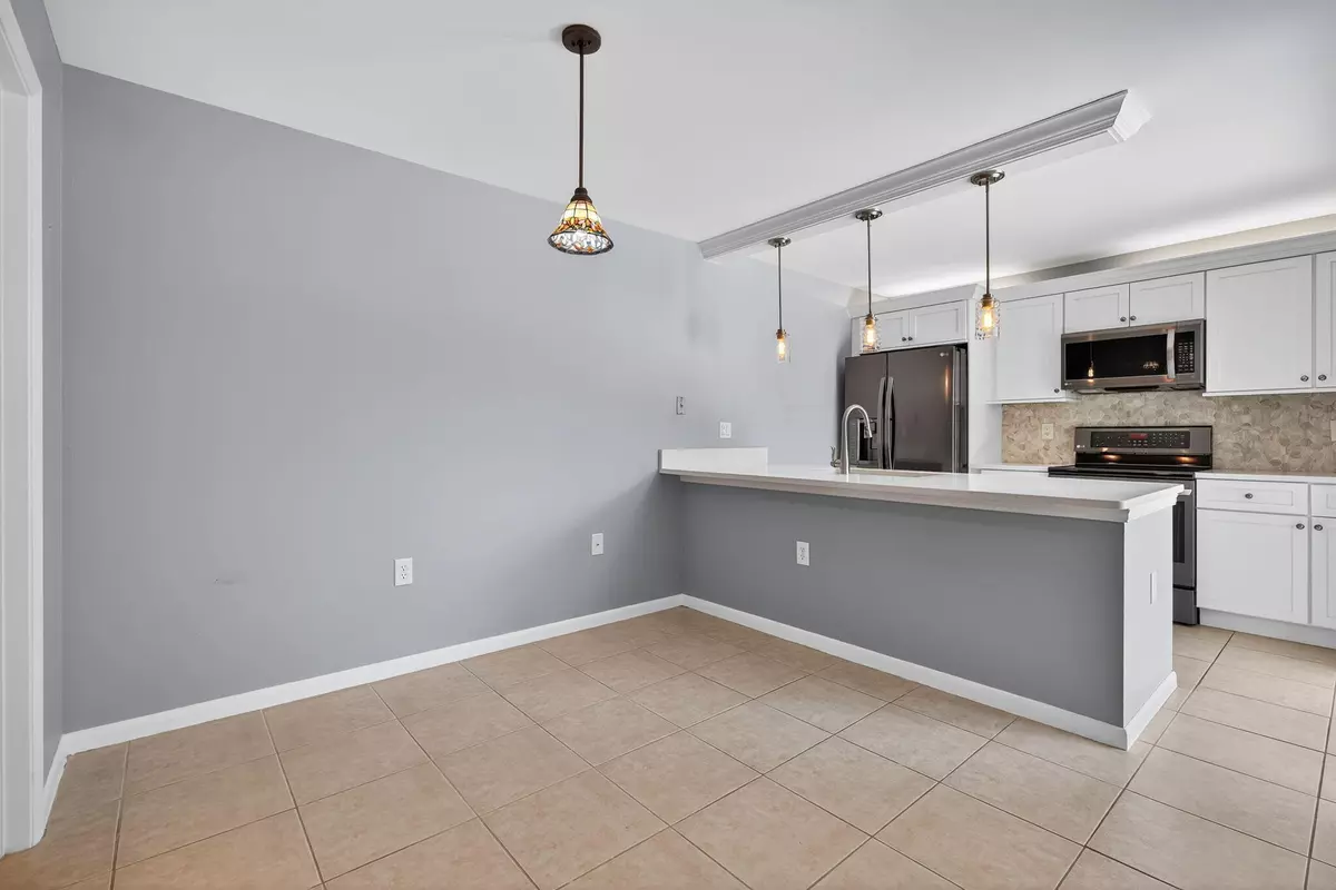 Jupiter, FL 33477,2814 28th CT