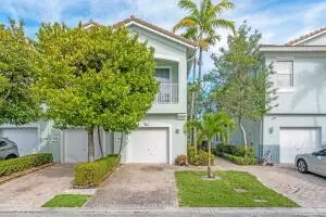 3138 Laurel Ridge Circle CIR, Riviera Beach, FL 33404