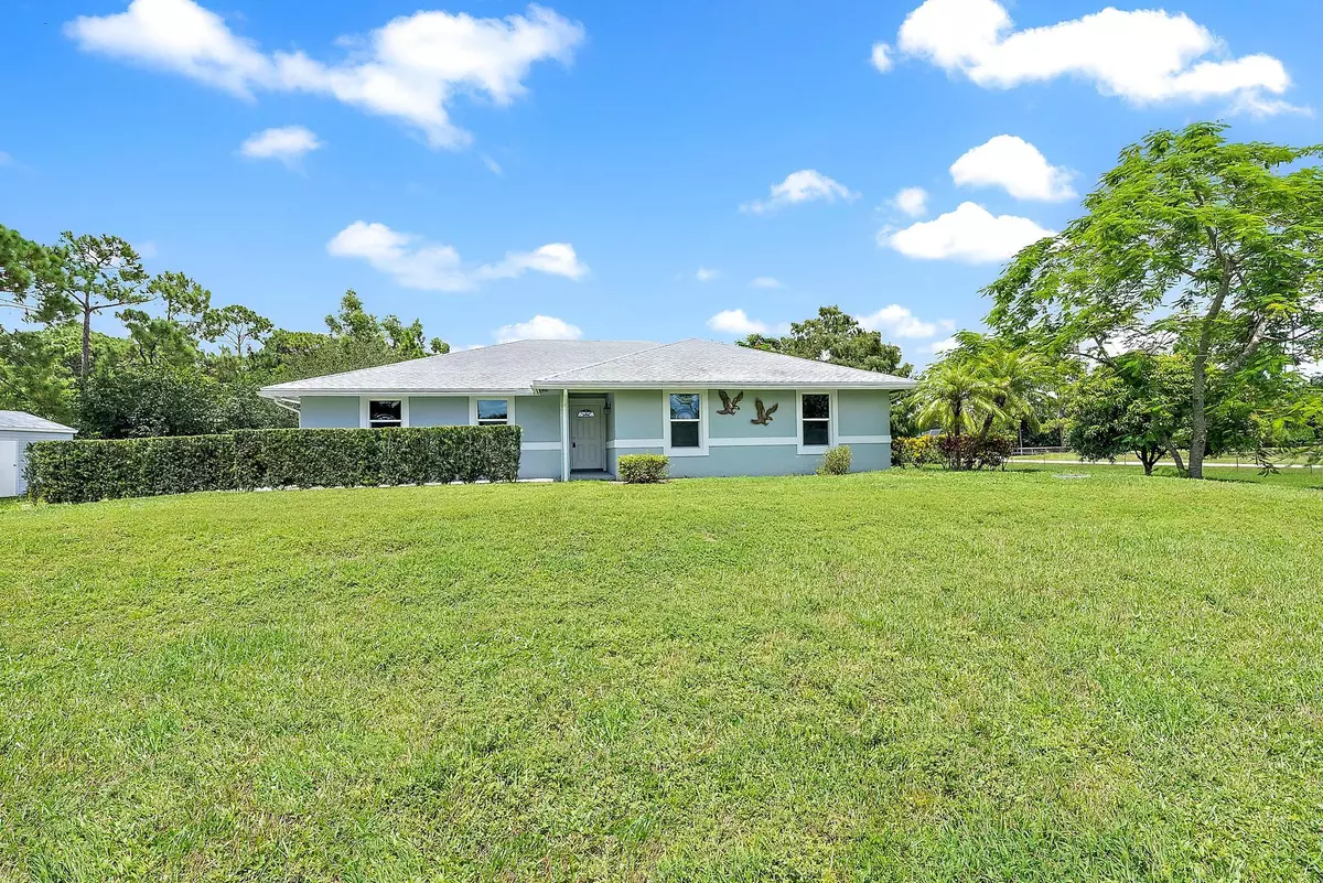 Loxahatchee, FL 33470,18523 N 42nd RD