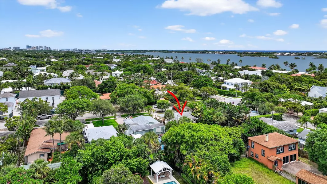 210 Seville RD, West Palm Beach, FL 33405