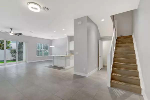 Palm Beach Gardens, FL 33418,4924 Pointe Midtown WAY