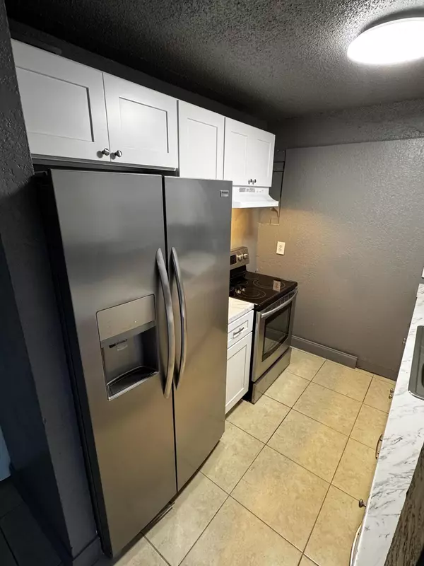 Riviera Beach, FL 33404,1641 W 27th ST D