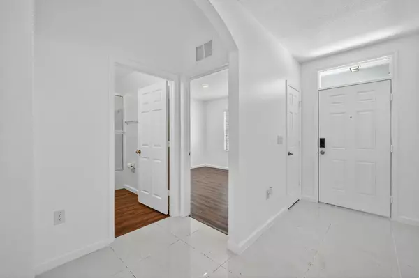 Port Saint Lucie, FL 34953,518 SW Natalie TER