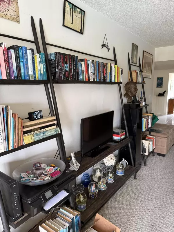 Lake Worth, FL 33467,6698 N 10th 415 AVE 415