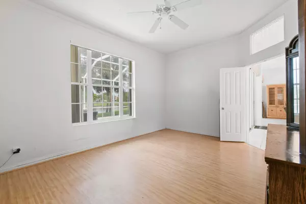 Palm Beach Gardens, FL 33410,424 Kelsey Park DR