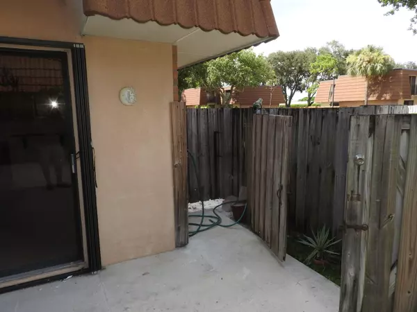 West Palm Beach, FL 33407,246 Charter WAY