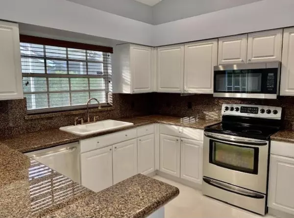 Wellington, FL 33414,1103 Lake Breeze DR