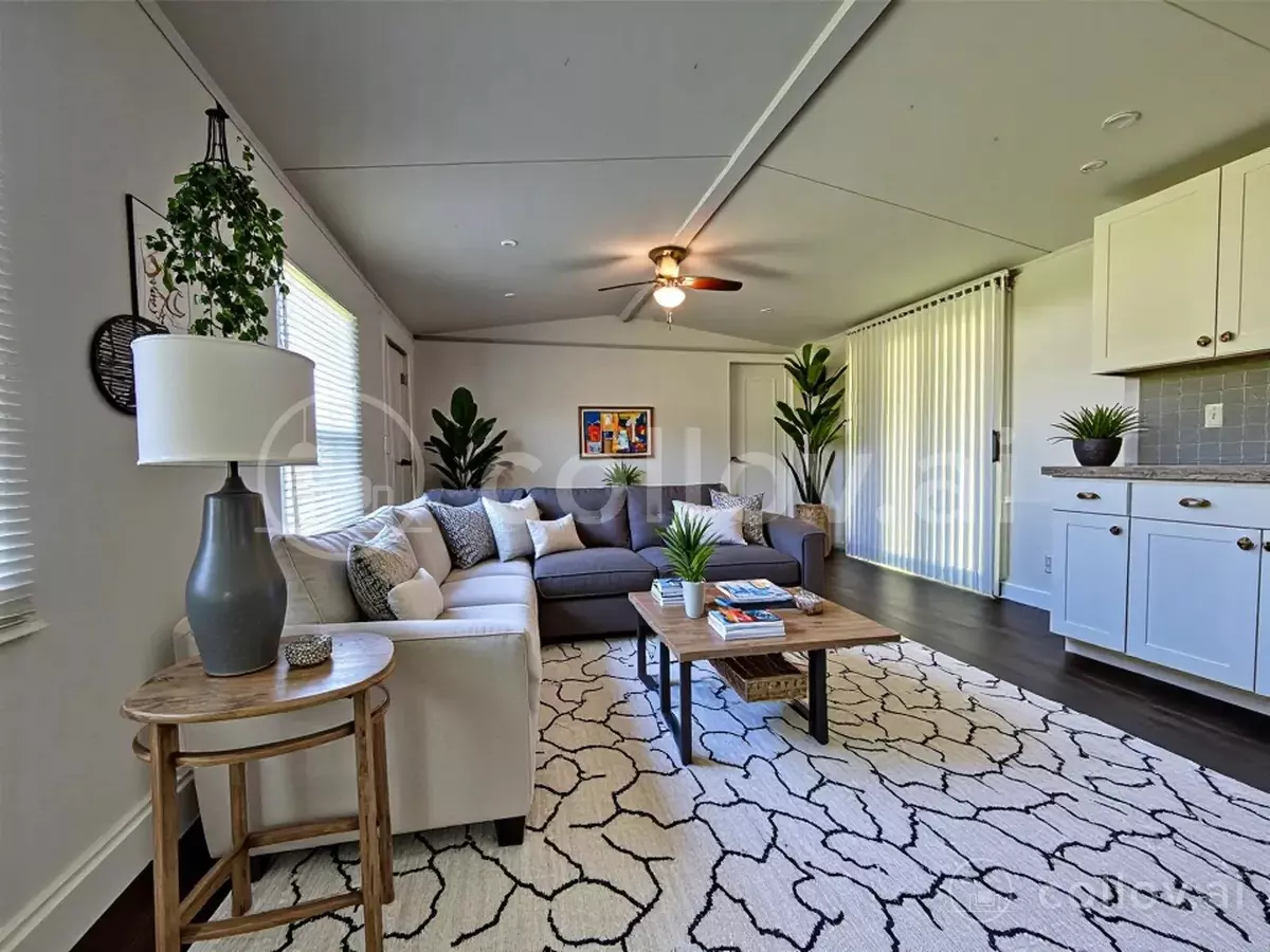 Moore Haven, FL 33471,585 Avenue D