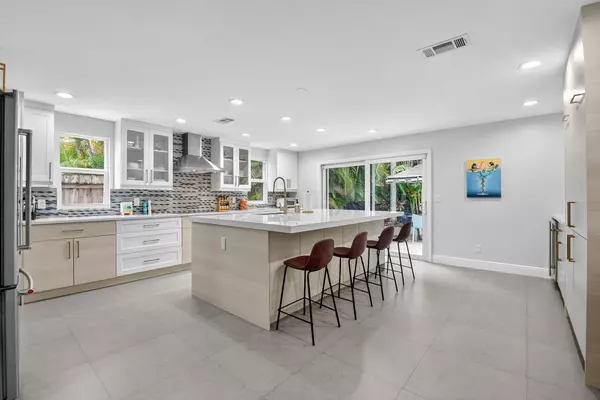 Delray Beach, FL 33445,3957 NW 7th CT