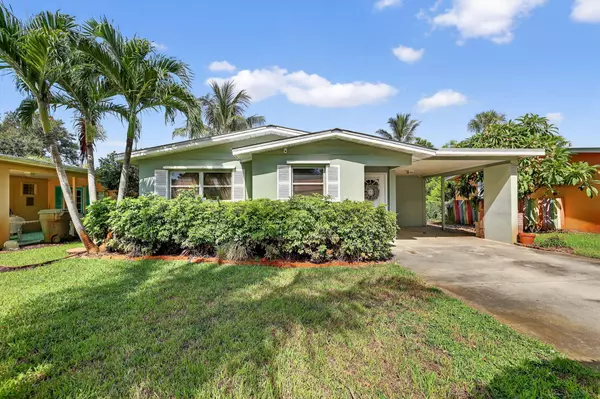 Stuart, FL 34996,262 SE Monterey AVE