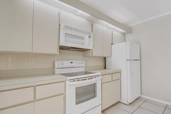 Jupiter, FL 33477,3026 30th CT