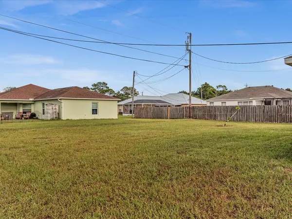 Port Saint Lucie, FL 34953,4010 SW Darwin BLVD