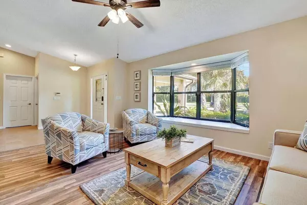 Wellington, FL 33414,14148 Paddock DR