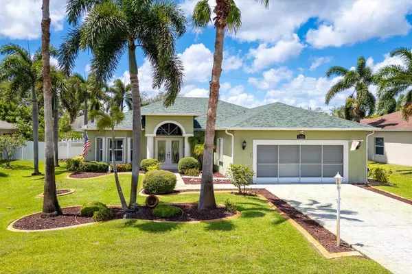 Port Saint Lucie, FL 34953,1926 SW Logan ST