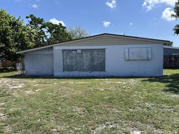 West Palm Beach, FL 33406,4181 Winchester LN