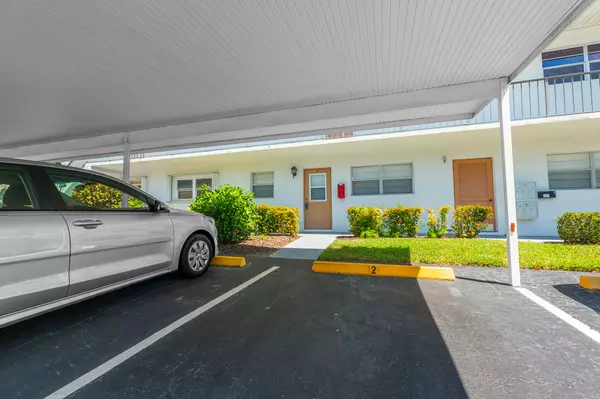 Stuart, FL 34996,2950 SE Ocean BLVD #7-2