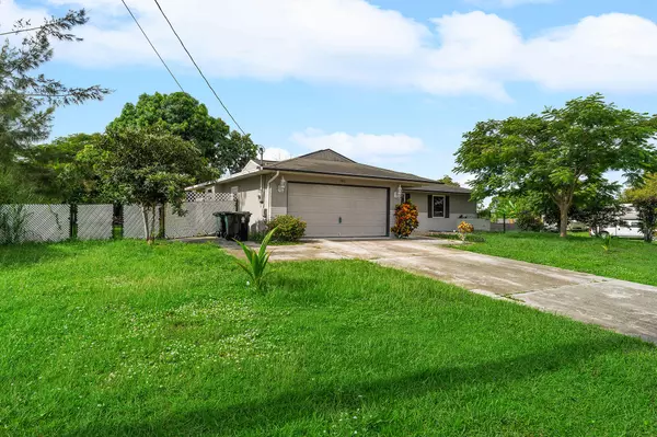 Port Saint Lucie, FL 34983,480 SW Lakehurst DR