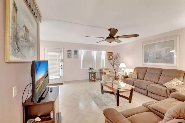 Delray Beach, FL 33484,443 Burgundy J