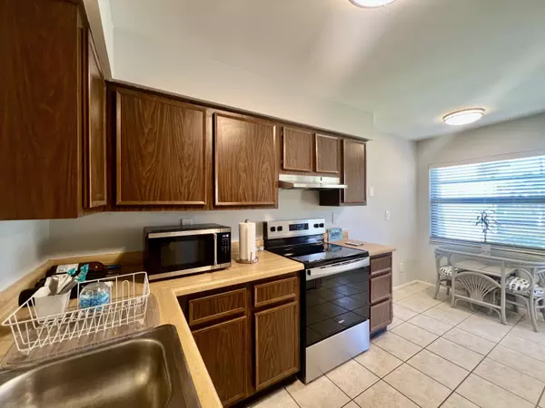 Fort Pierce, FL 34951,6024 Indrio RD 6