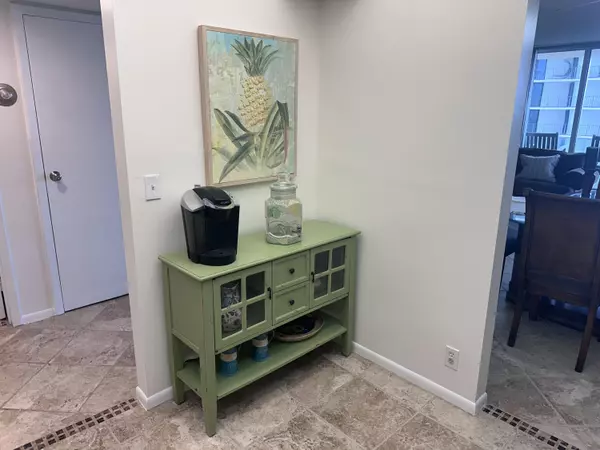 Singer Island, FL 33404,5440 N Ocean DR 603