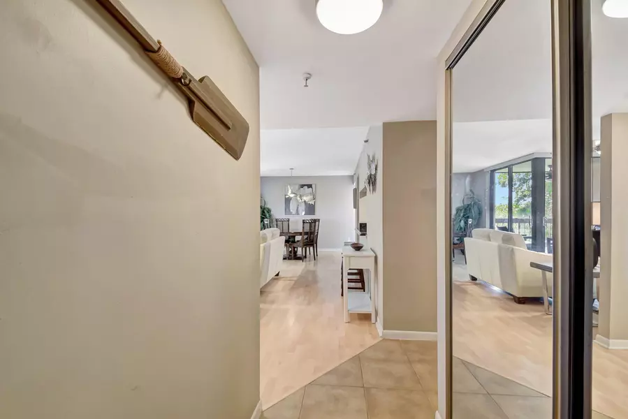 950 Lavers CIR F309, Delray Beach, FL 33444