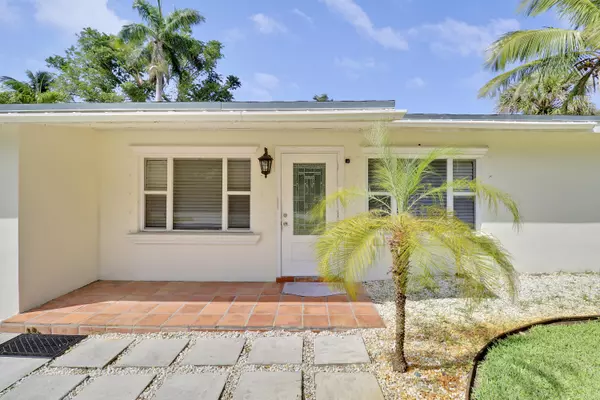 North Palm Beach, FL 33403,2601 Conroy DR