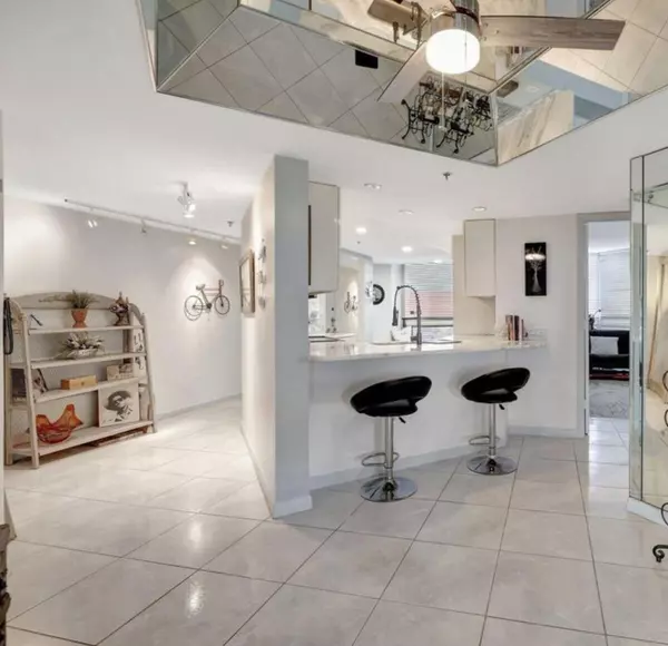 Fort Pierce, FL 34949,3870 N N Highway A1a 101