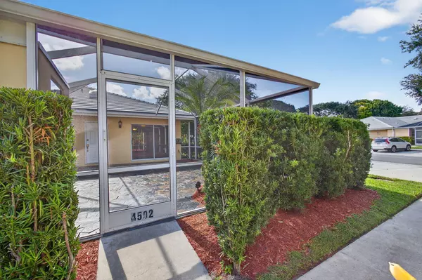 Palm Beach Gardens, FL 33403,4502 Lakemont CT