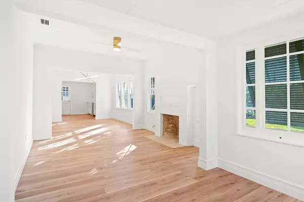 West Palm Beach, FL 33407,436 51st ST