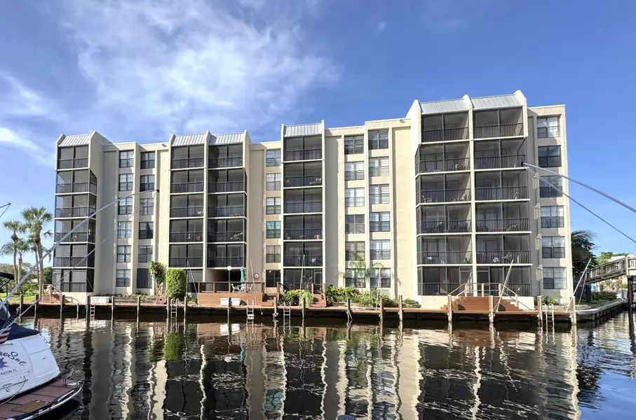 12 Royal Palm WAY 2040, Boca Raton, FL 33432