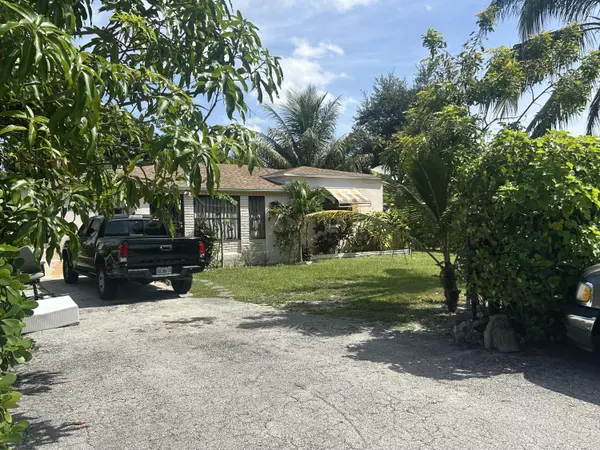 Miami, FL 33168,565 NW 143rd ST