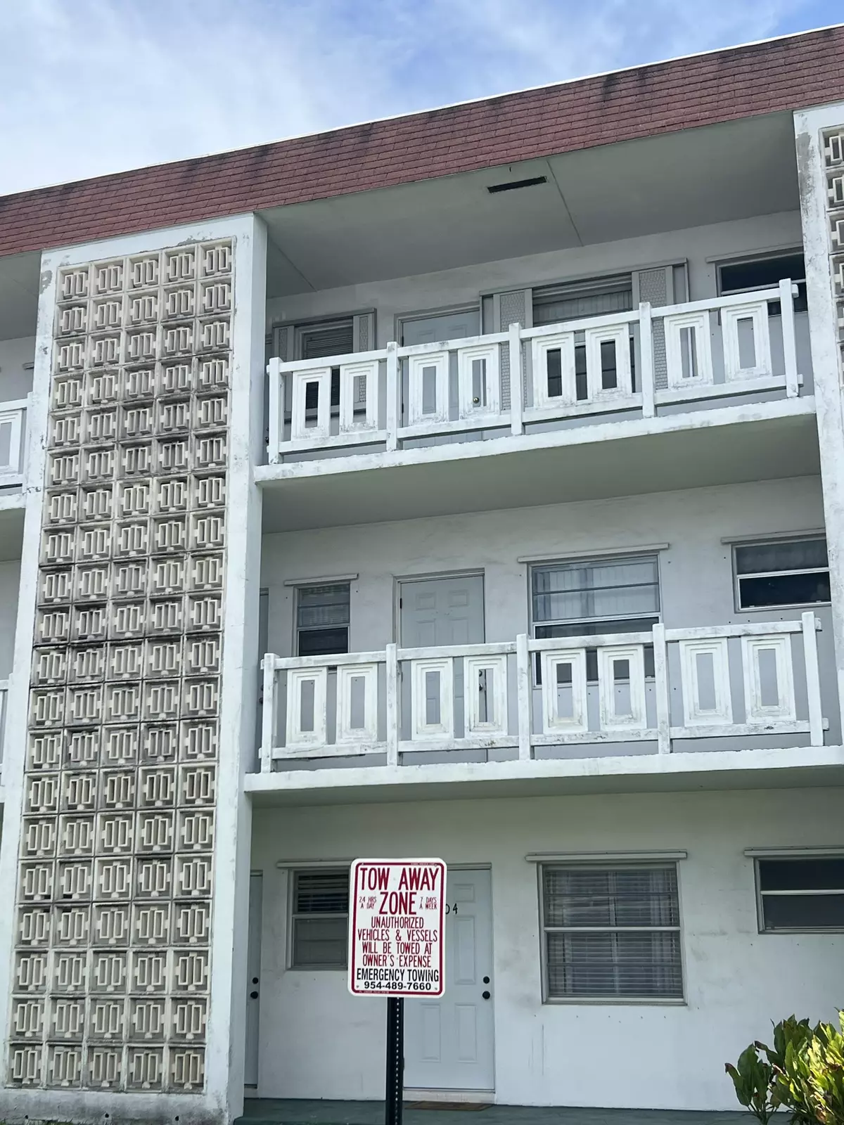 Lauderhill, FL 33313,1280 NW 43rd TER 111