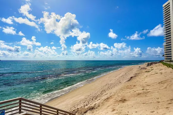 Singer Island, FL 33404,5540 N Ocean DR 2d