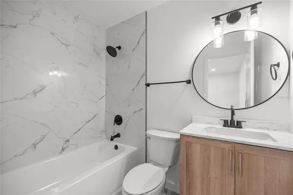 Ocala, FL 34480,5425 SE 30th PL C