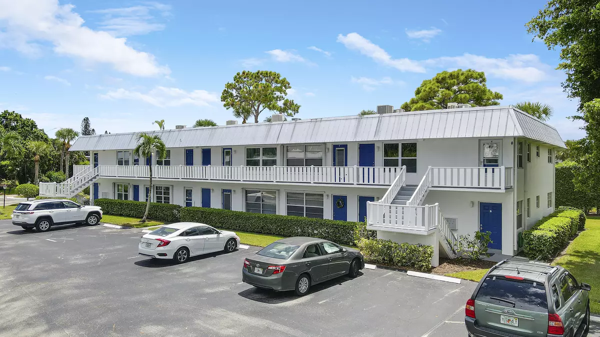 Stuart, FL 34996,2929 SE Ocean BLVD I9