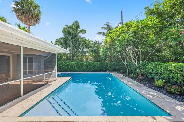 Boca Raton, FL 33486,926 SW 1st ST