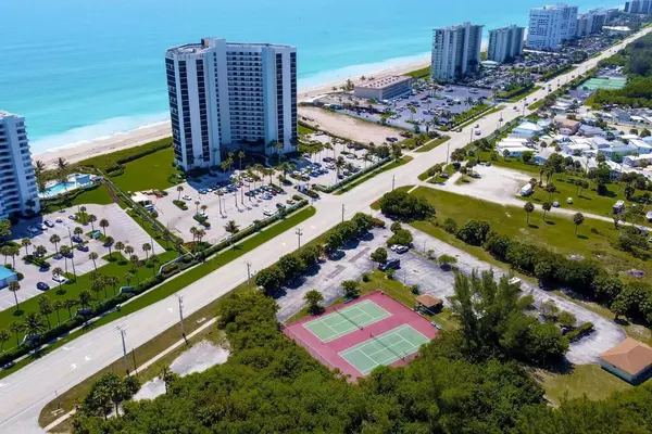 Jensen Beach, FL 34957,9650 S Ocean DR 608