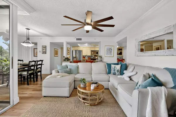 Delray Beach, FL 33444,1915 Lavers CIR E207