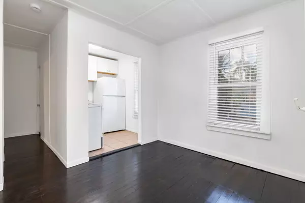 West Palm Beach, FL 33405,3901 Washington RD Upstairs Apartment