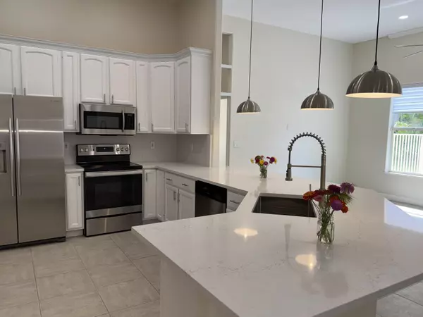 Wellington, FL 33414,969 Meadow AVE