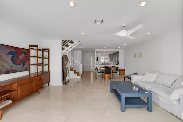 Delray Beach, FL 33483,130 W Andrews AVE 4