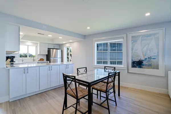 North Palm Beach, FL 33408,52 Yacht Club DR 309