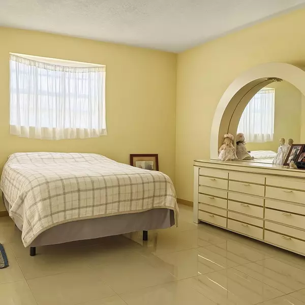 Delray Beach, FL 33445,2533 Dolphin DR
