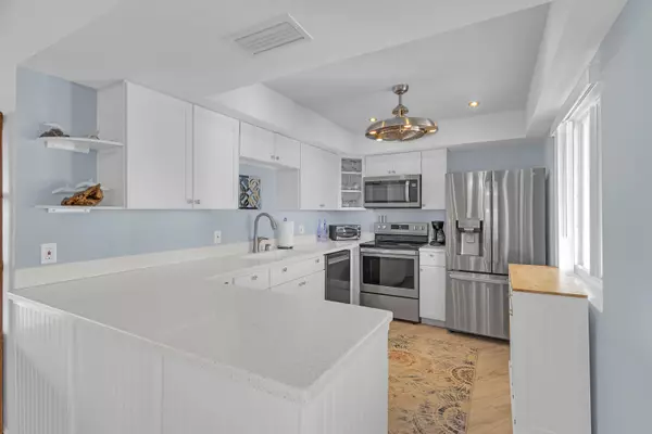 Fort Pierce, FL 34949,2400 S Ocean DR 7663