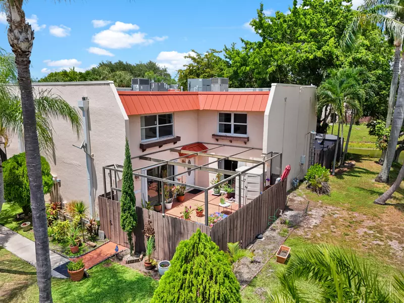 6254 Seven Springs BLVD C, Greenacres, FL 33463