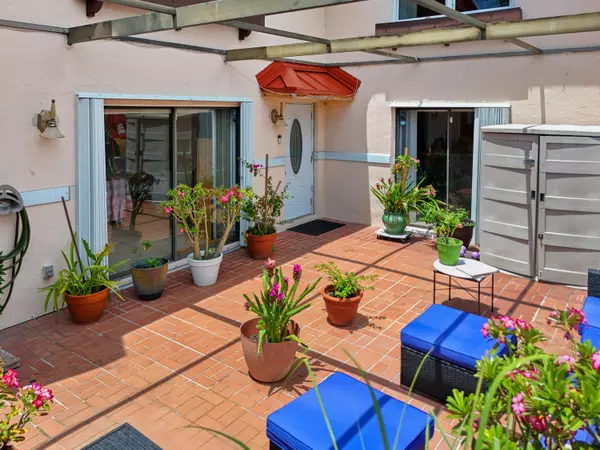 Greenacres, FL 33463,6254 Seven Springs BLVD C