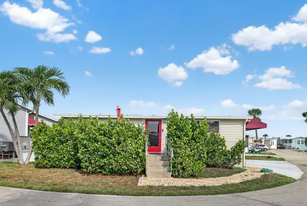 Jensen Beach, FL 34957,91 Nettles BLVD