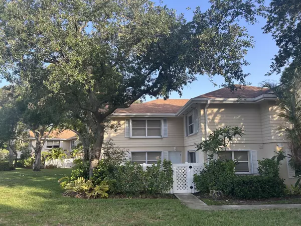 8145 Bridgewater CT 45c, Lake Clarke Shores, FL 33406