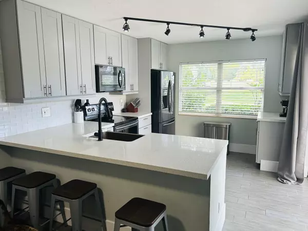 Lake Clarke Shores, FL 33406,8145 Bridgewater CT 45c